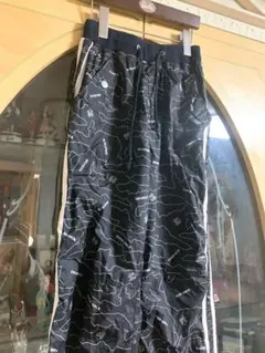 BLUE CROSS シャカシャカ地図模様 ロングパンツ