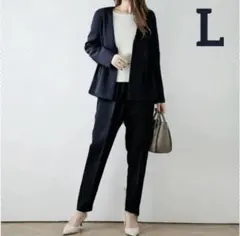 セレモニースーツ　パンツスーツ　ペプラムジャケット　Vネック　ネイビー　上品