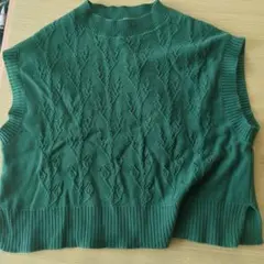 tsukuru & Lin. グリーンニットベスト
