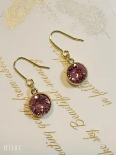 8㎜ライトローズスワロフスキーの一粒ピアス