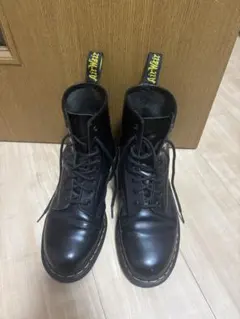 Dr. Martens ブラック ワークブーツ