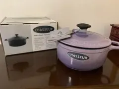 新品未使用品 CHASSEUR ラウンドキャセロール 18cm ラベンダーのサムネイル