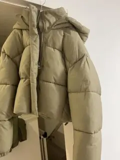 カーキ ダウンジャケット