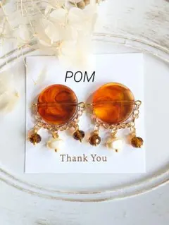 Item thumbnail for item 13e727d0-2551-4373-b54e-96694a471f8d