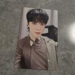 ATEEZ ユノ　OUTLAW トレカ