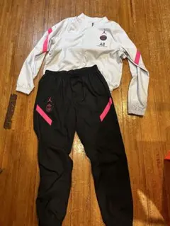 【早い者勝ち!!】JORDAN×PSG ジャージ上下セットアップ 2025年最新】psg ジョーダン セットアップの人気アイテム - メルカリ