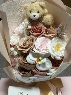 うさぎぬいぐるみ付き ソープフラワー花束 ギフト - メルカリ