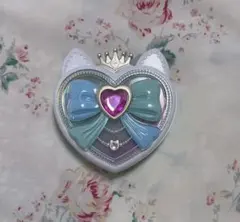 シャイニーキャッツパクト　わんだふるぷりきゅあ　キュアニャミー