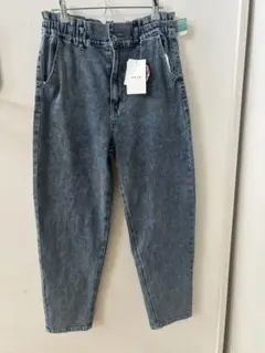しまむら　デニム　テーパード　ジーンズ　新品タグ付き