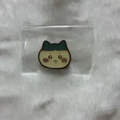 ちいかわ　ピンズ　ハチワレ