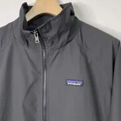 グレー ナイロンジャケット