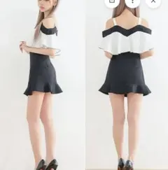 オフショルダー フリル ミニドレス
