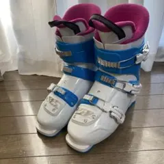 NORDICA ノルディカ　子どもスキー用ブーツ 25.5〜26.5
