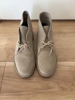 【美品】 「Clarks デザートブーツ ベージュ 箱付 付属品付」