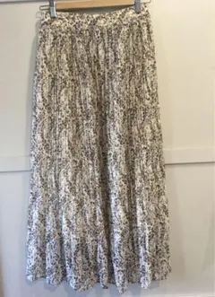 【新品】SALONアダムエロペ＊ロングスカートのサムネイル