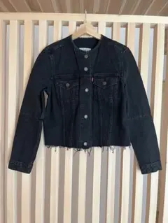 【お値下げしました】リーバイス　ノーカラージャケット