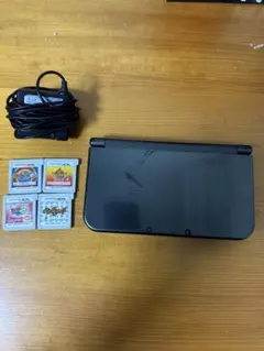 New Nintendo 3DS LL ブラック 充電器・ソフト4付き