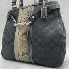 良品 COACH ハンドバッグ キャンバス ブラック シグネチャー パイソン