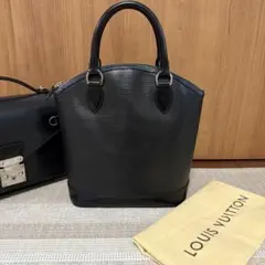 超極美品 ルイヴィトン M42292 ロックイット エピ ブラック ハンドバッグ LOUIS VUITTON】ルイヴィトン『エピ ロックイット』M42292