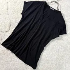 【極美品】セオリーリュクス theory Vネックカットソー 38 黒のサムネイル