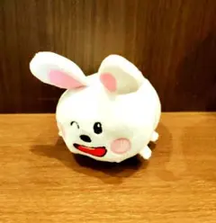 たべっ子どうぶつ　ウィンクするうさぎのぬいぐるみ