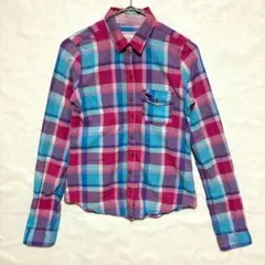 ○Abercrombie & Fitch チェック柄長袖シャツ XS ピンクのサムネイル