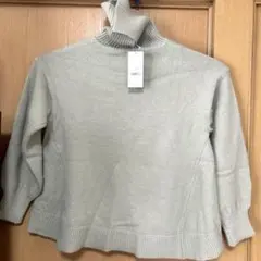 スリットヘムタートルニットプルオーバー