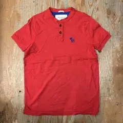☆ Abercombie&Fitch アバクロ ヘンリーネックTシャツ 赤