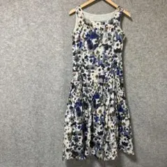 COMME CA DU MODE 花柄 ノースリーブ ワンピースのサムネイル