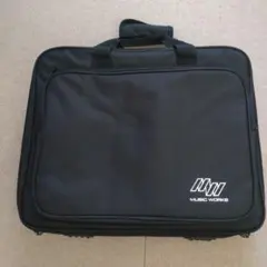 Item thumbnail for item fc91ccf7-a884-435b-bc6f-67282e7ff979