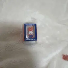 ミッフィーミニチュアパッケージチャーム　ガチャガチャ