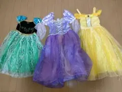 ディズニープリンセスドレスセット　ベル　ラプンツェル　アナ雪