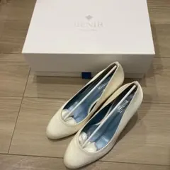 処分価格【美品】BENIR ベニル 7cmヒール ウエディングシューズ 24cm