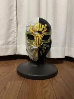 ミスティコ セミプロマスク