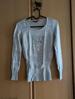 GUESS ライトグレー 長袖ニット