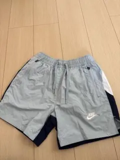 Nike ハーフパンツ Mサイズ ライトブルー/ネイビー140㎝