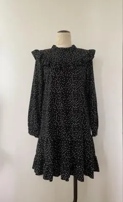 SHEIN ドット柄フリルワンピース（黒）