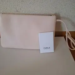 新品未使用FURLA牛革ピンクポーチ