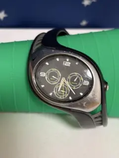 NIKE TRIAX SWIFT ケース 説明書付き ほぼ未使用 腕時計 - メルカリ