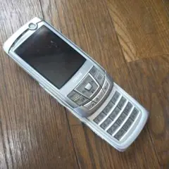 docomo FOMA D901iS 携帯電話本体のサムネイル