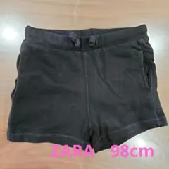 黒 半ズボン