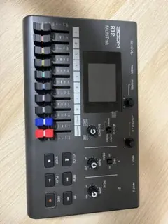 ZOOM R12 MultiTrak マルチトラックレコーダー 本体のサムネイル
