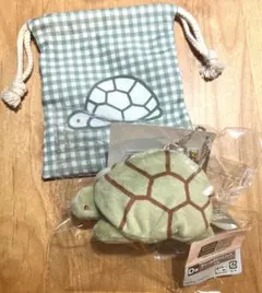 ブルーナアニマル　くじ　かめ　巾着ポーチ　チャーム付きマスコット