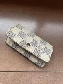 Item thumbnail for item b8f9bd66-ad25-4e37-b0dd-a8fb7da73770