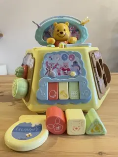 くまのプーさん 絵本でおしゃべり！指先知育いっぱいできた