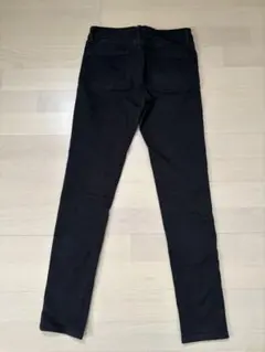 UNIQLO JEANS スキニーデニム ブラック　ウルトラストレッチ　25