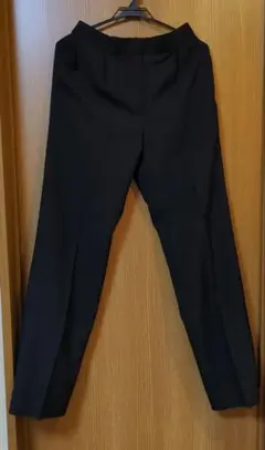 レディースセンタープレス スラックスパンツ