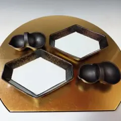 ☆63 有田焼 菱深皿・瓢簞珍味入れセット