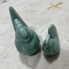 ライトブルーの陶器製鳥の置物セット