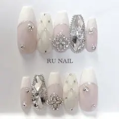 ぷっくりキルティングネイル　フレンチ　ギャルネイル